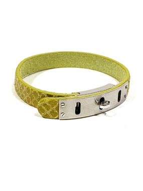 Fossil Yellow Leather Turnlock Wrist Wrap EUC